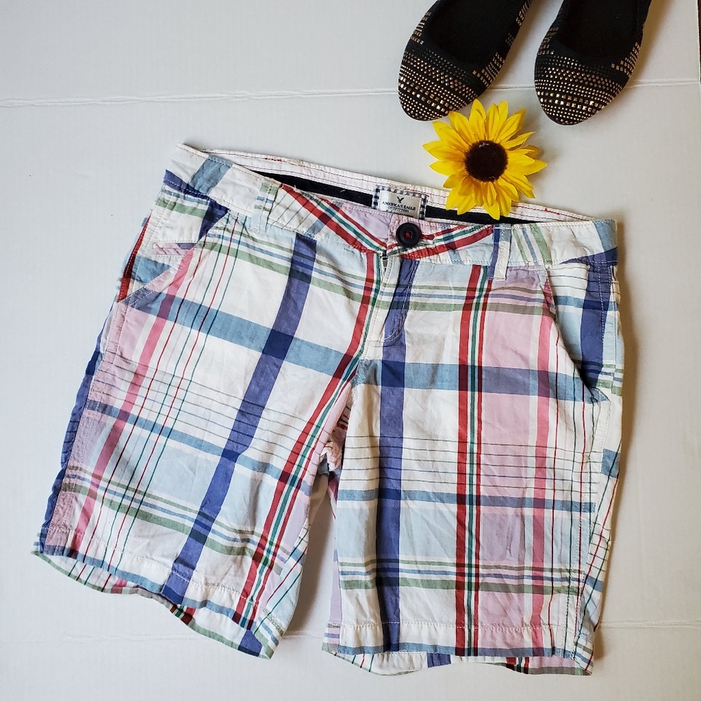 American Eagle Bermudas